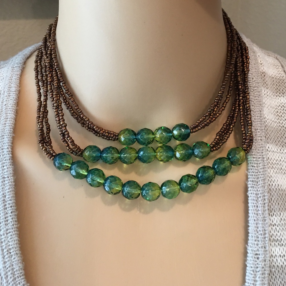📿Multi Strand Seed Bead Necklace With Green Iridescent Beads